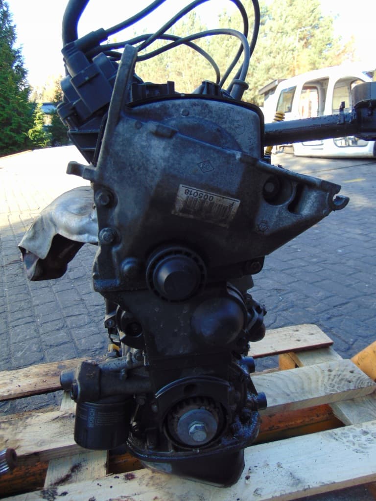 Moteur D4F 732 — vue 2