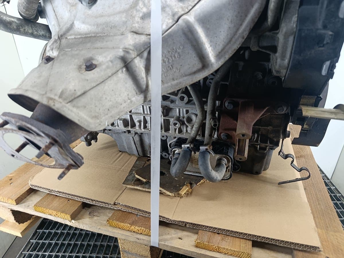 Moteur B 5244 S — vue 6