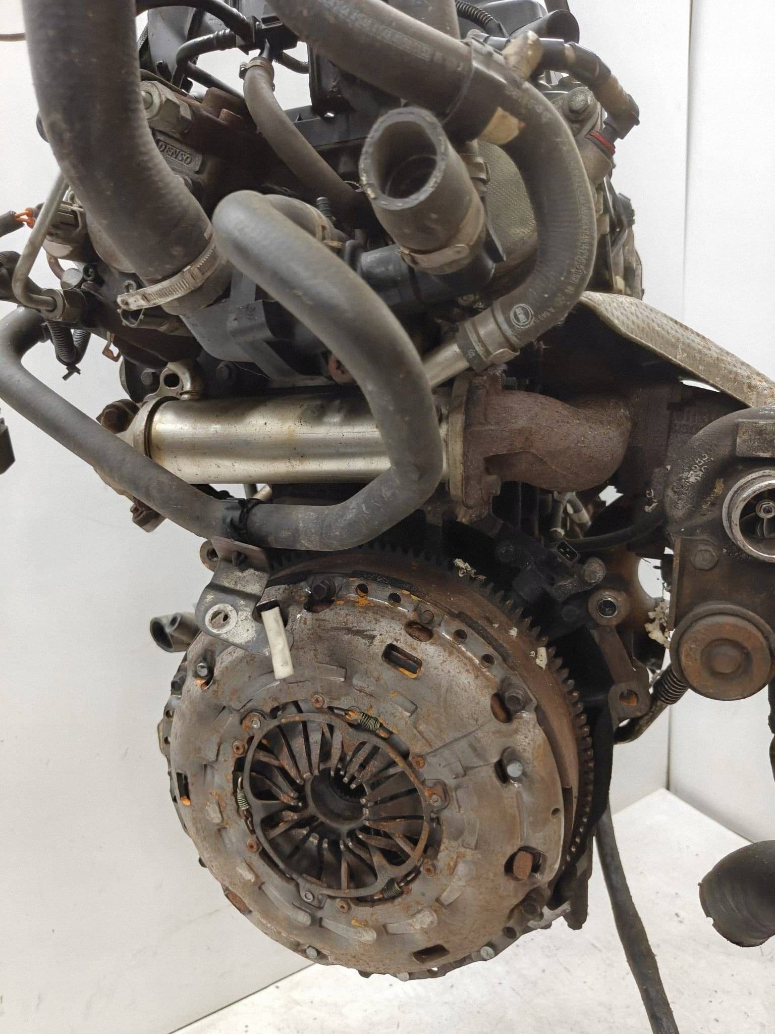 Moteur 4HV (P22DTE) — vue 8