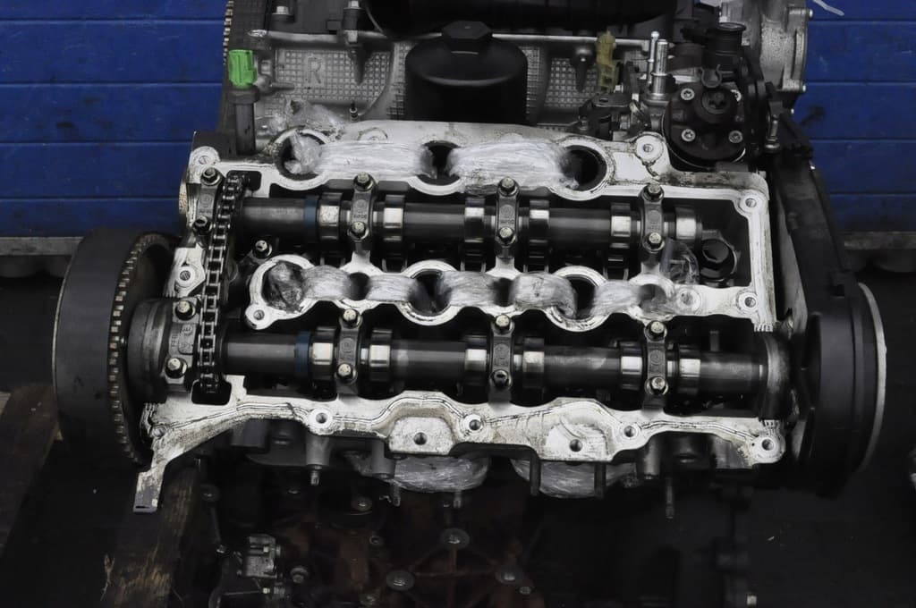 Moteur 306DT — vue 2