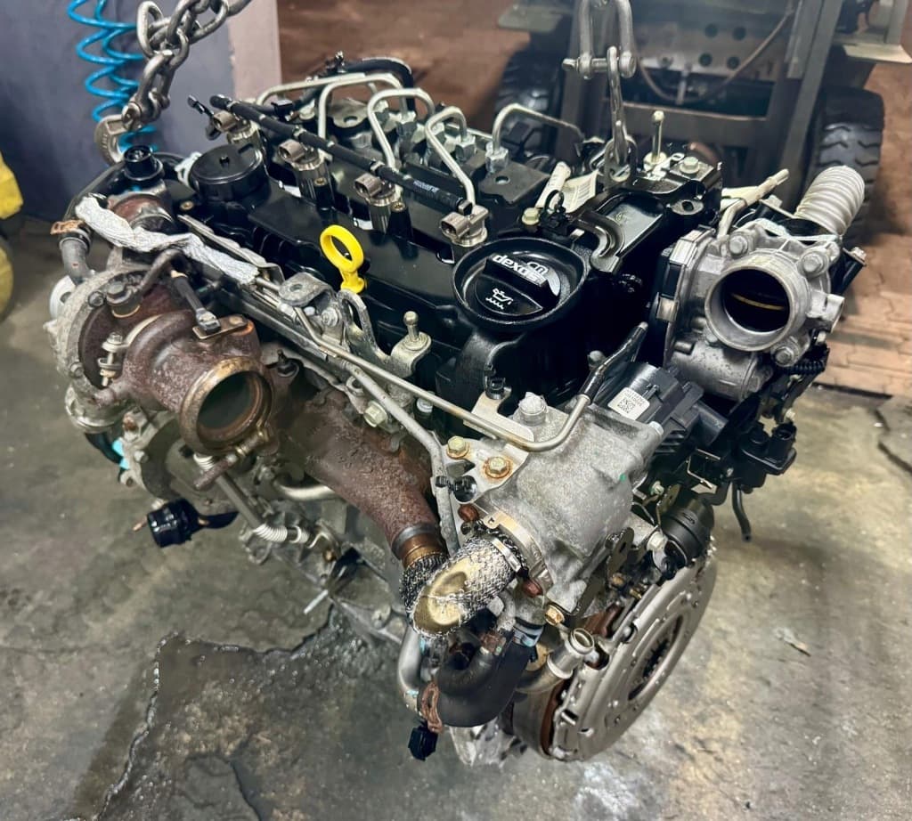 Moteur B 16 DTU — vue 3
