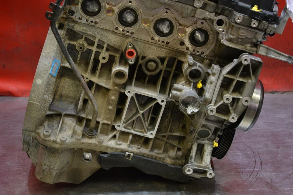 Moteur M 112.914 — vue 11