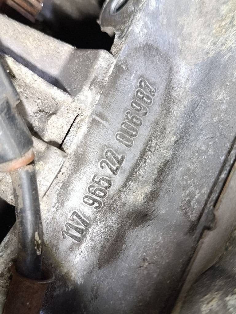 Moteur M 116.965 — vue 14