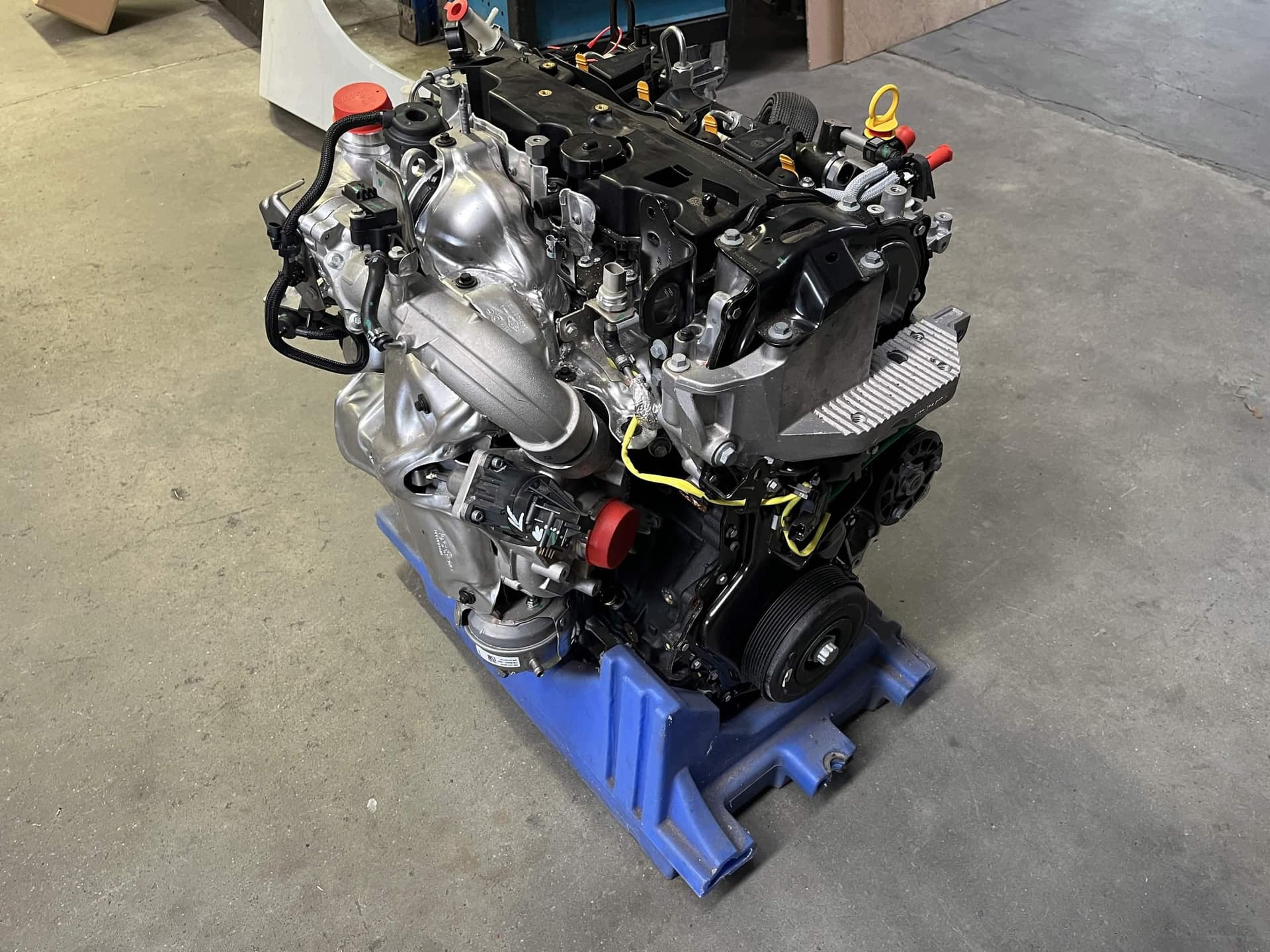 Moteur M9T 896 — vue 4