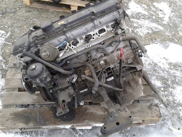 Moteur M52 B20 (206S4) — vue 2