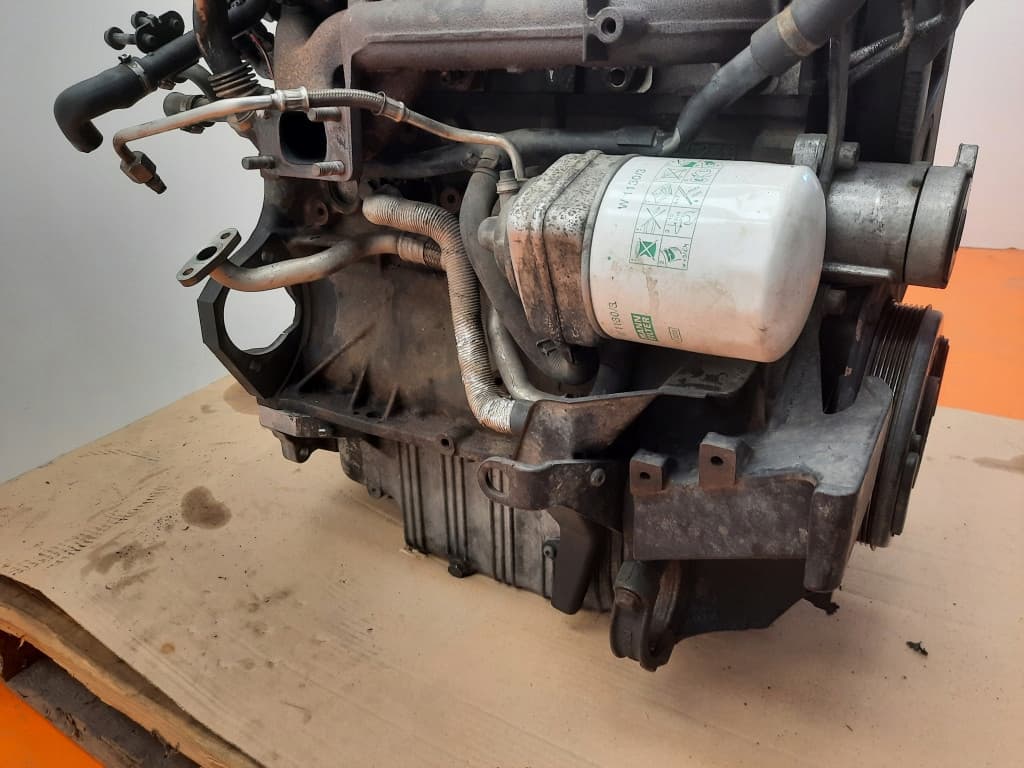 Moteur D 5252 T — vue 5