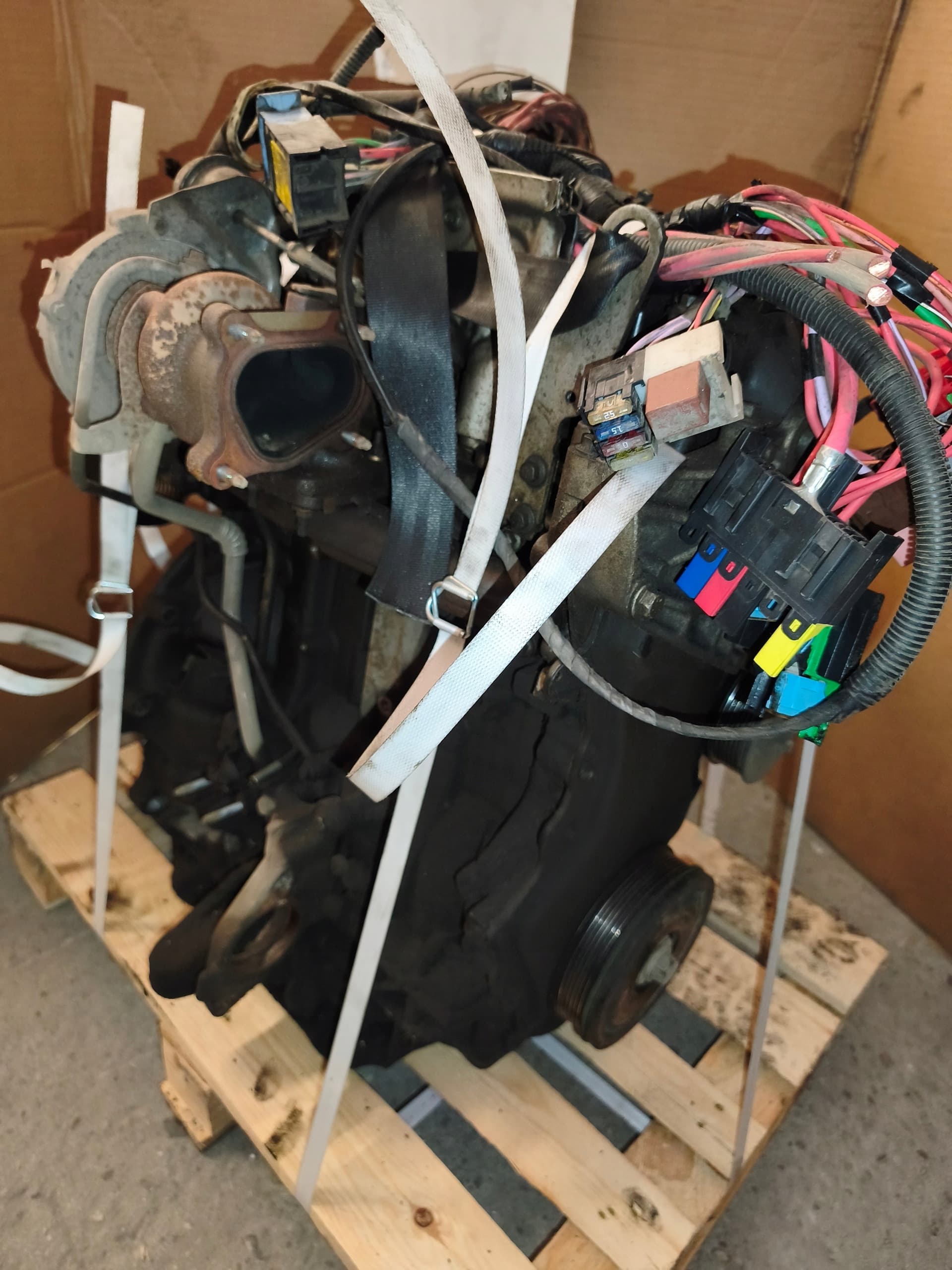 Moteur M9R 782 — vue 7