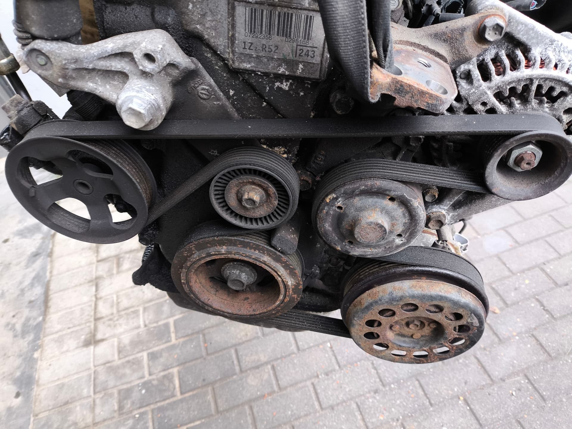 Moteur 1ZZ-FE — vue 4