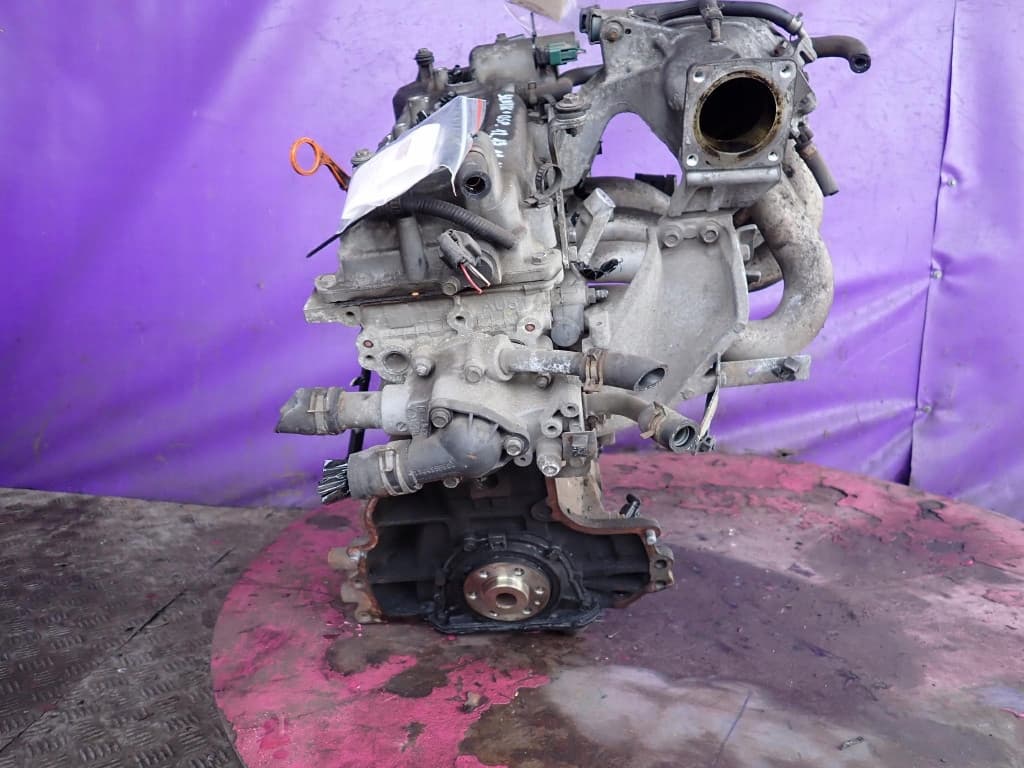 Moteur QG18DE — vue 3