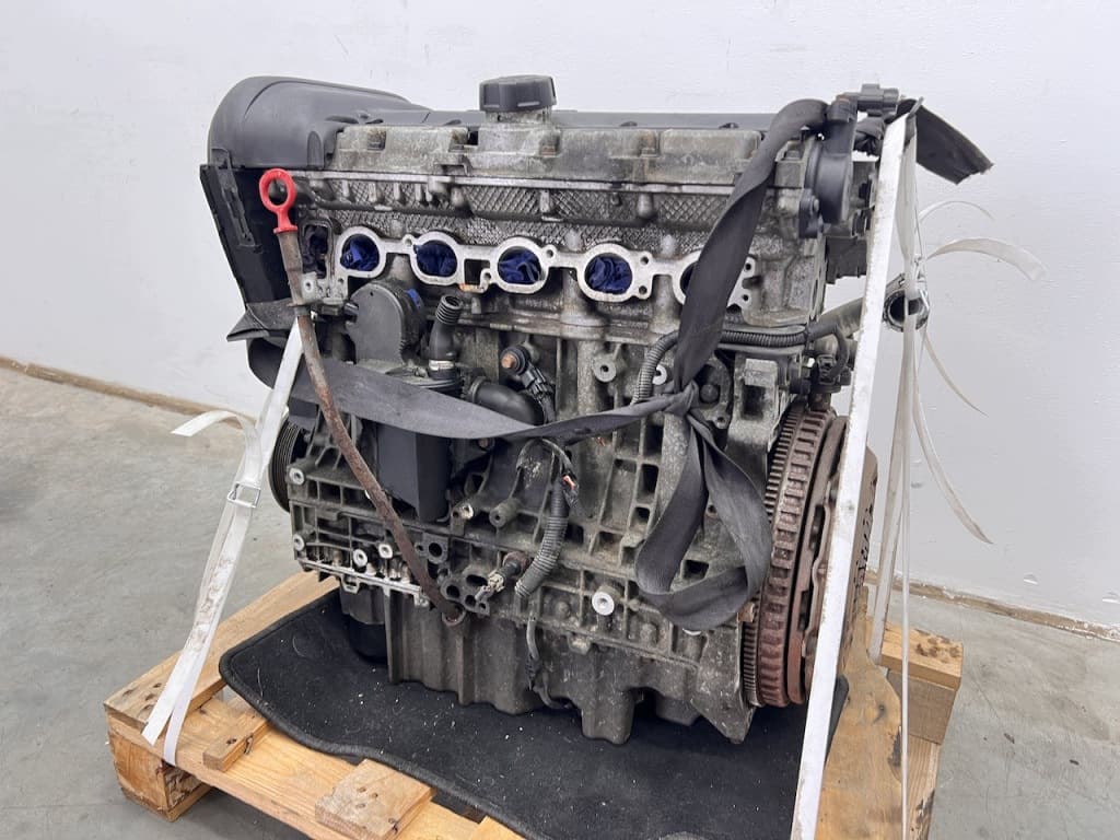 Moteur B 5244 S2 — vue 4