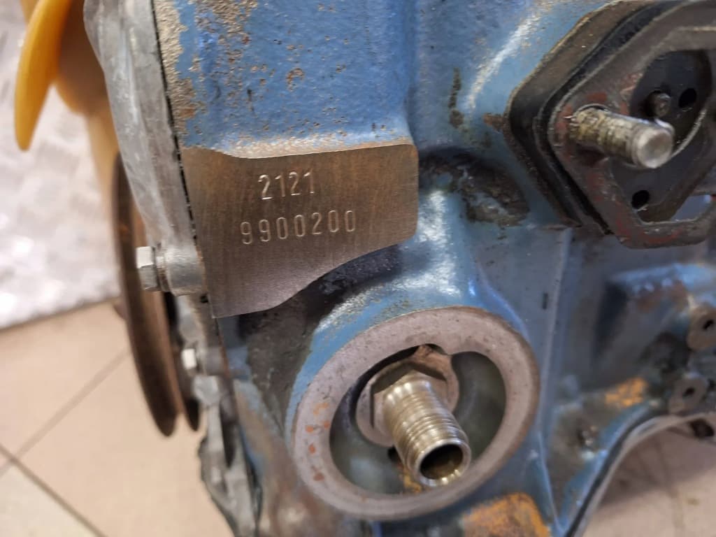 Moteur 2121 — vue 4