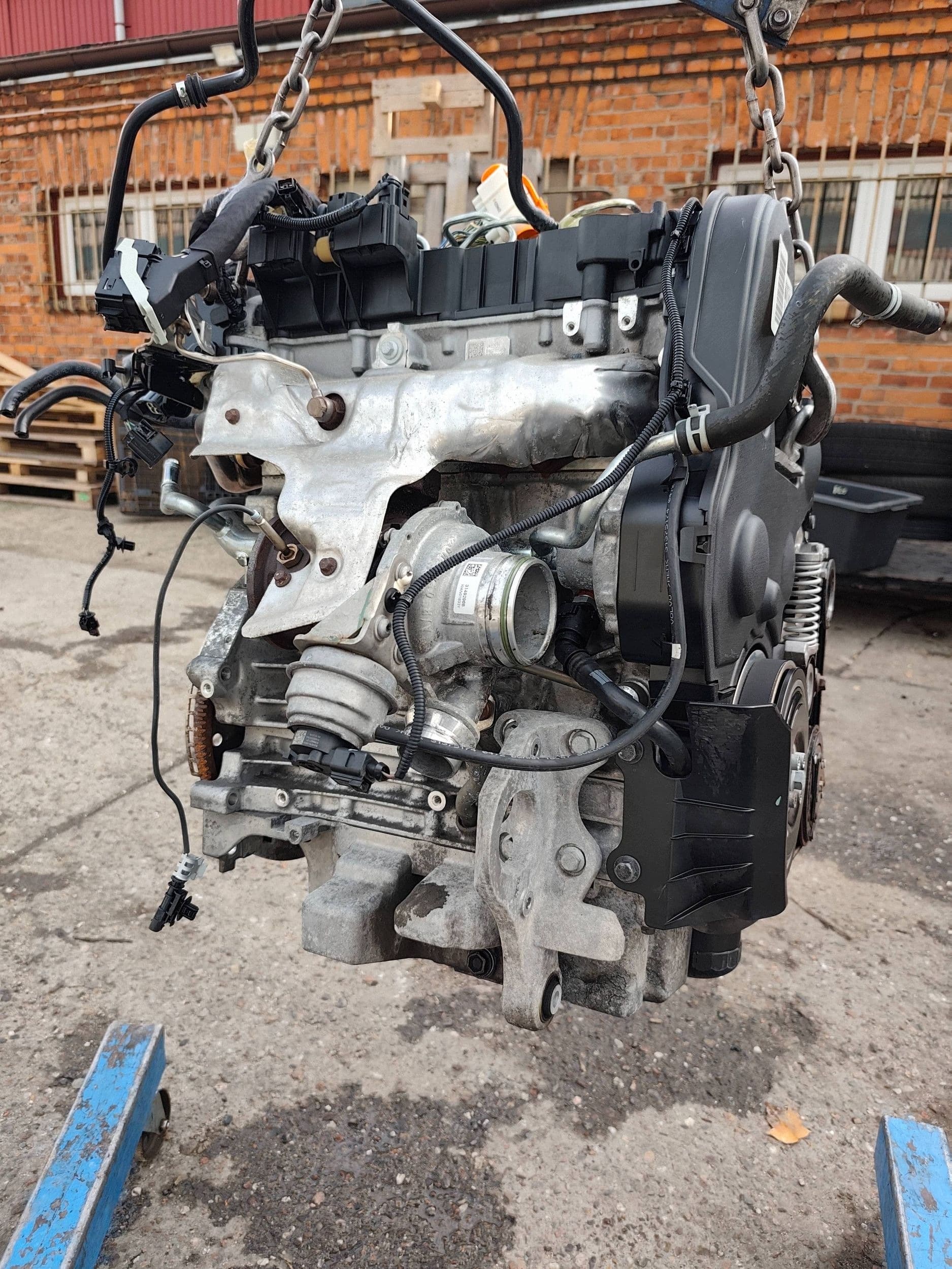 Moteur D 4204 T16 — vue 4