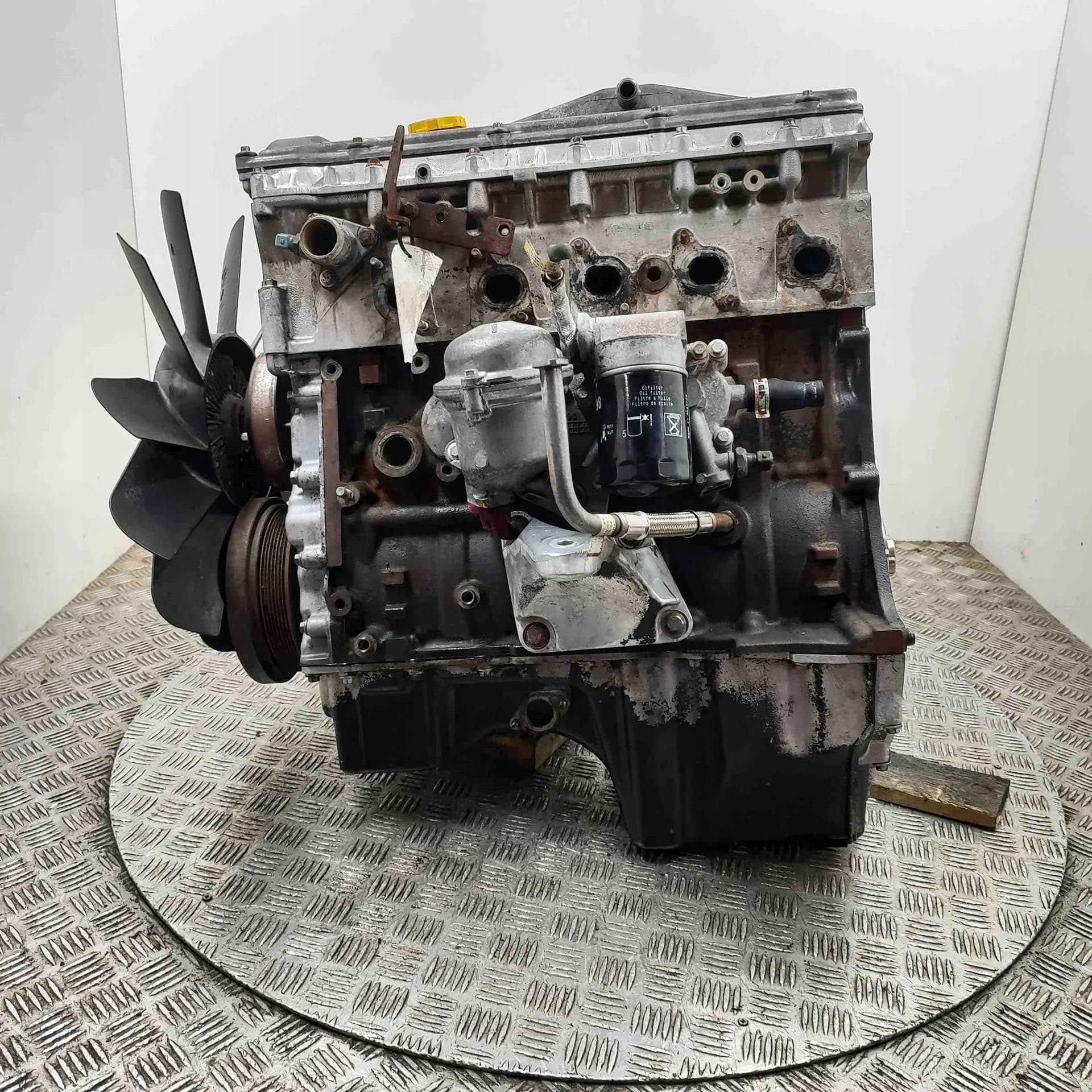 Moteur 15 P — vue 4