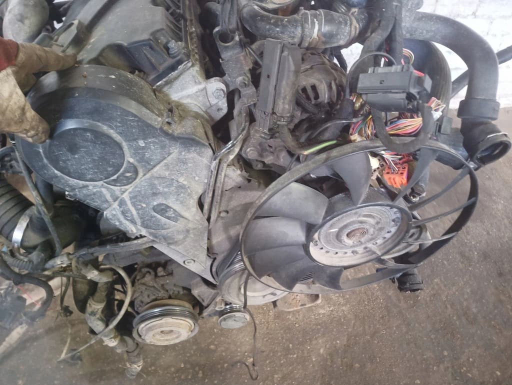Moteur AVB pour Audi A4