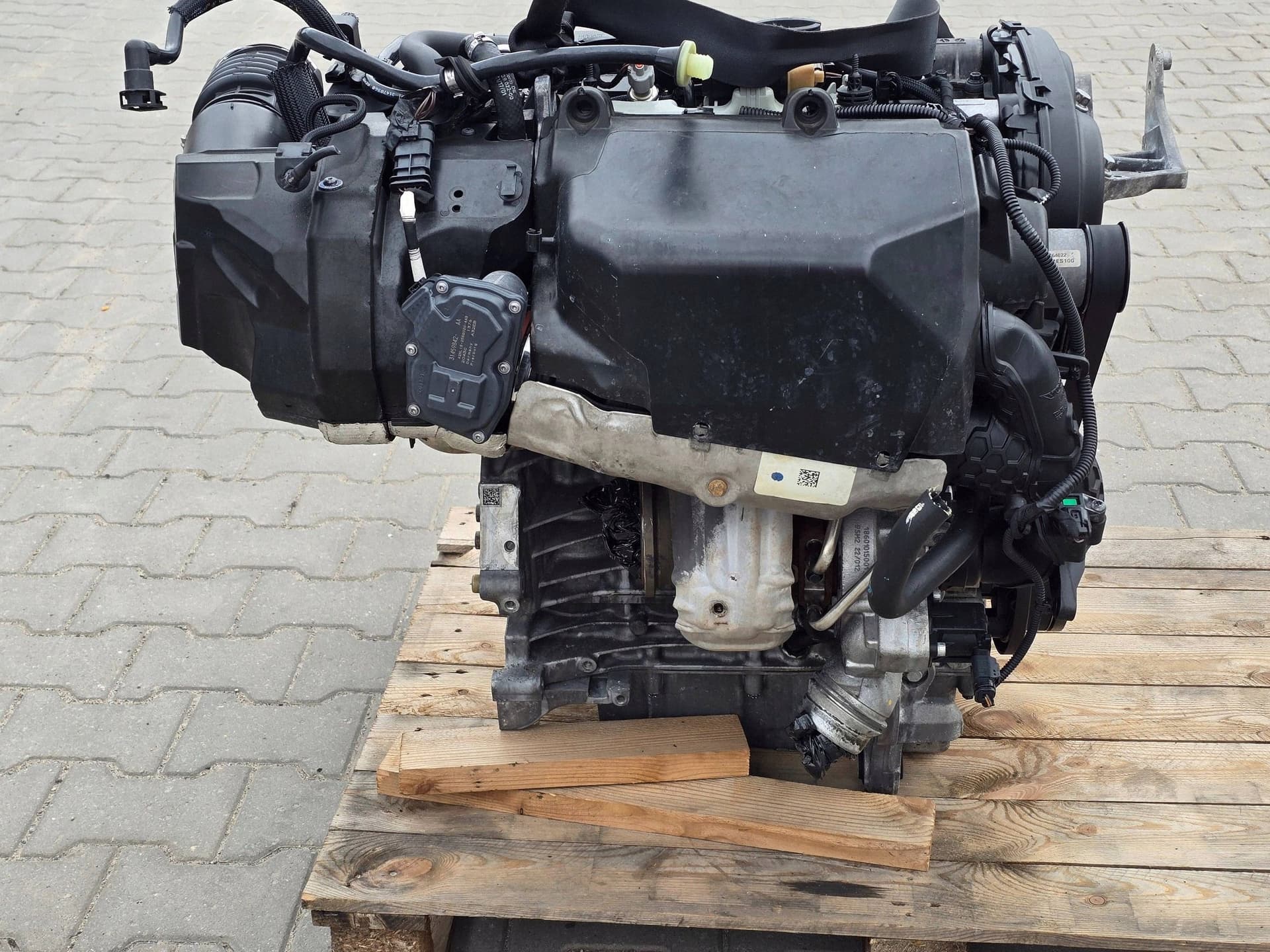 Moteur B 4204 T29 — vue 5