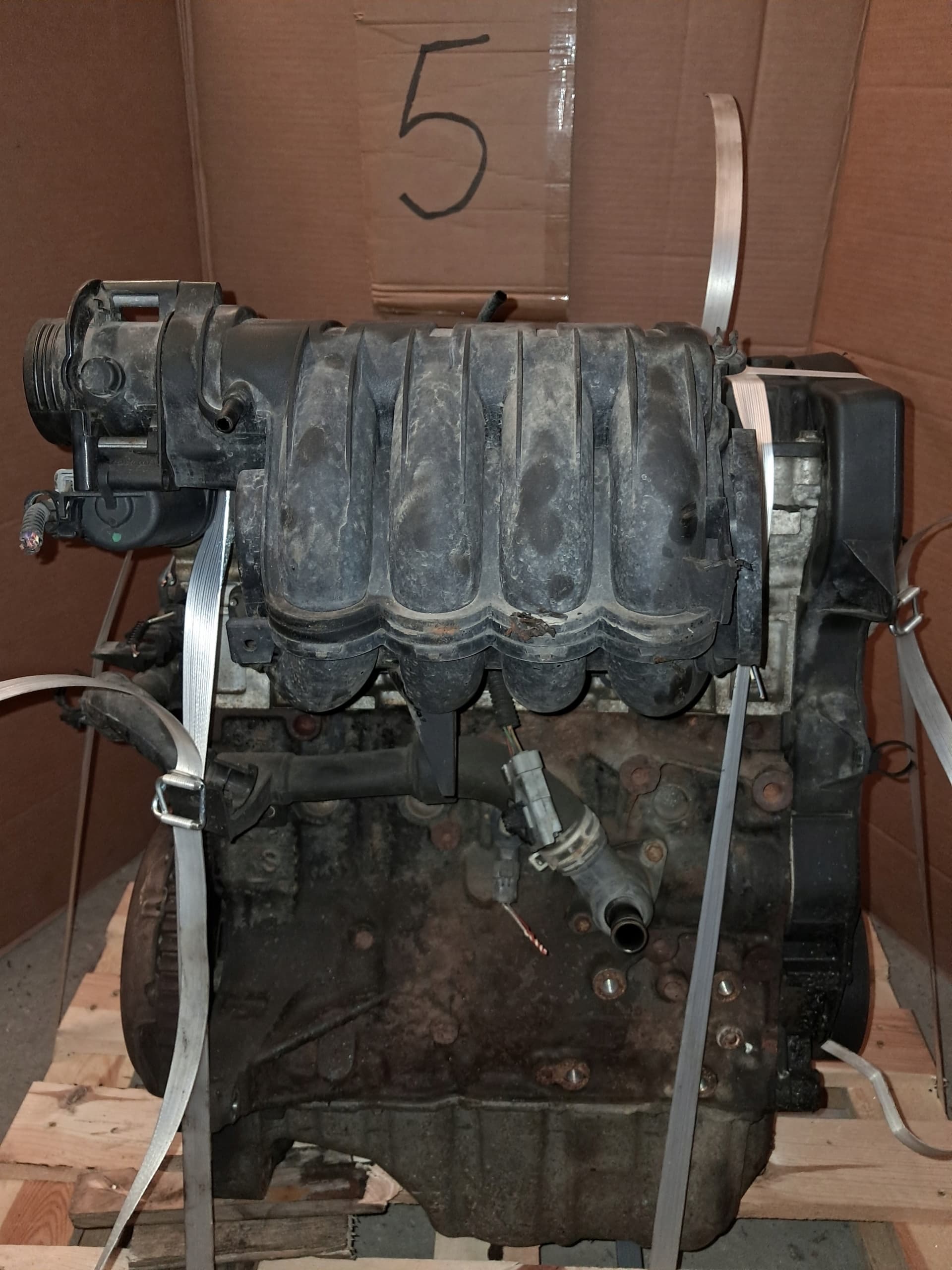 Moteur NFU (TU5JP4) — vue 4