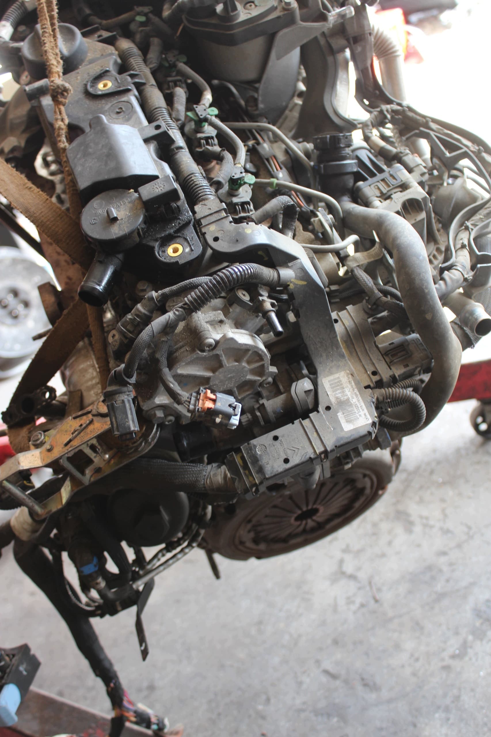 Moteur 9HE (DV6DBM) — vue 4