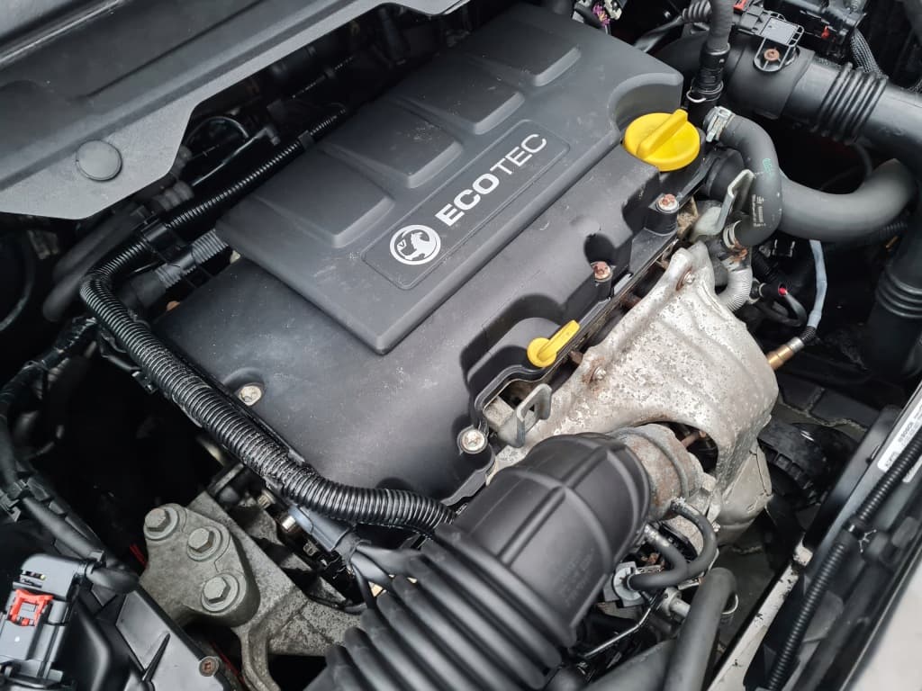 Moteur A 14 NEL — vue 2