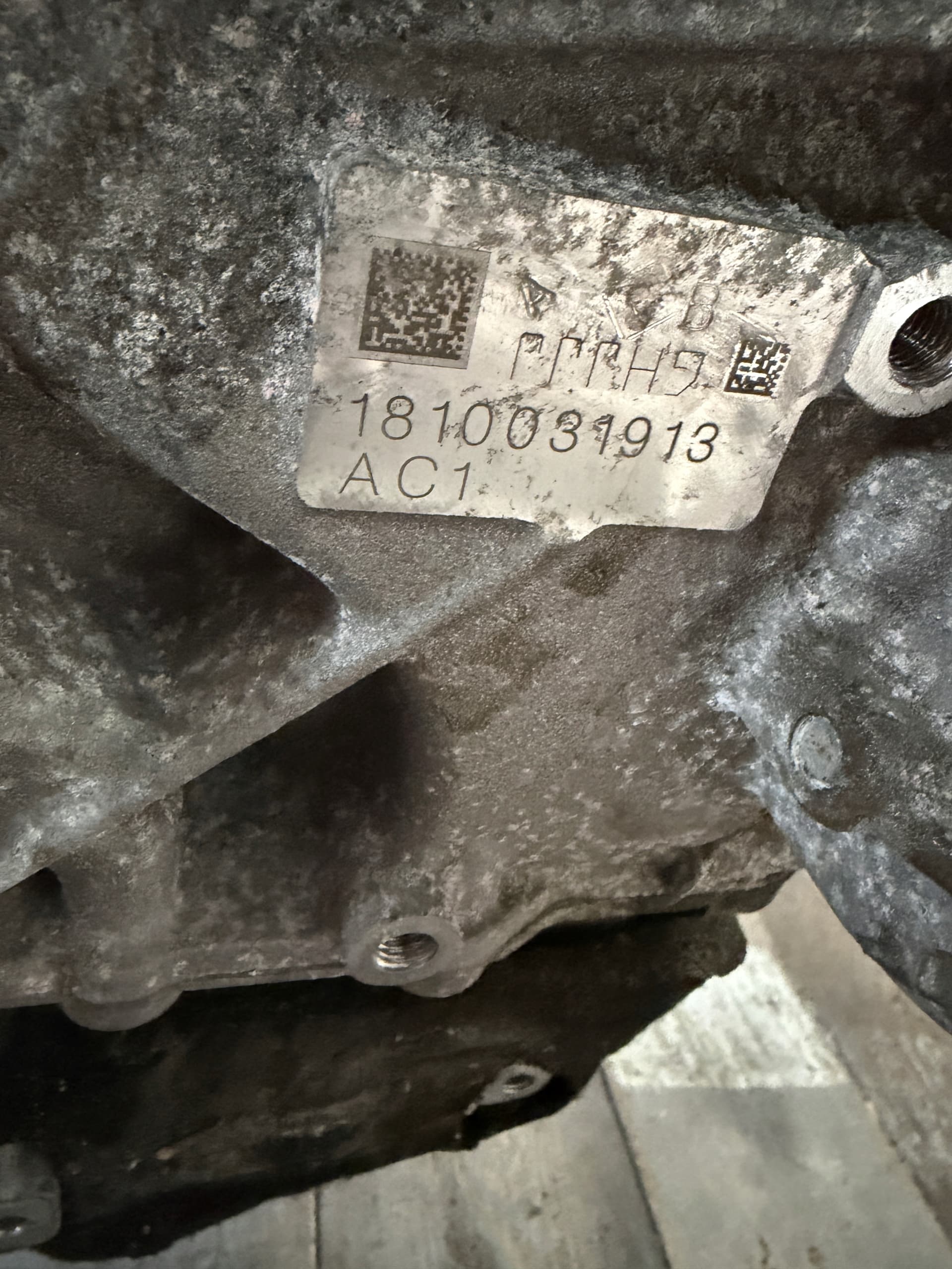 Moteur 204DTD(AJ20D4) — vue 4
