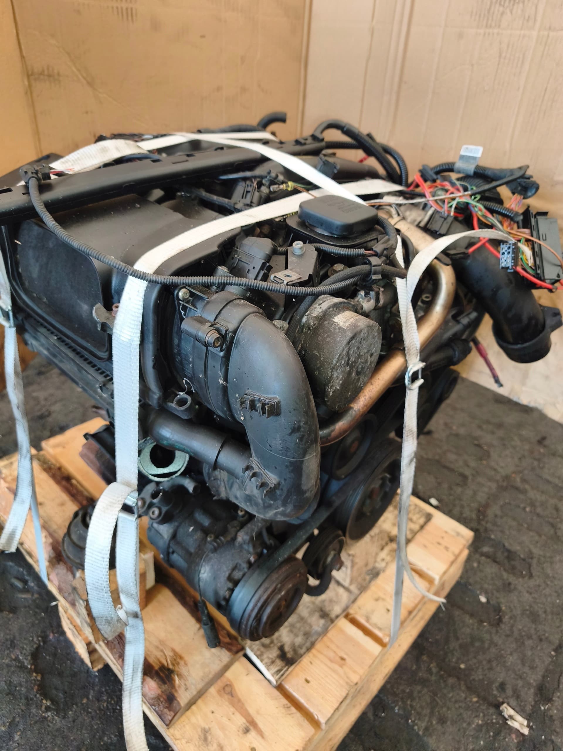 Moteur M47 D20 (204D4) — vue 5