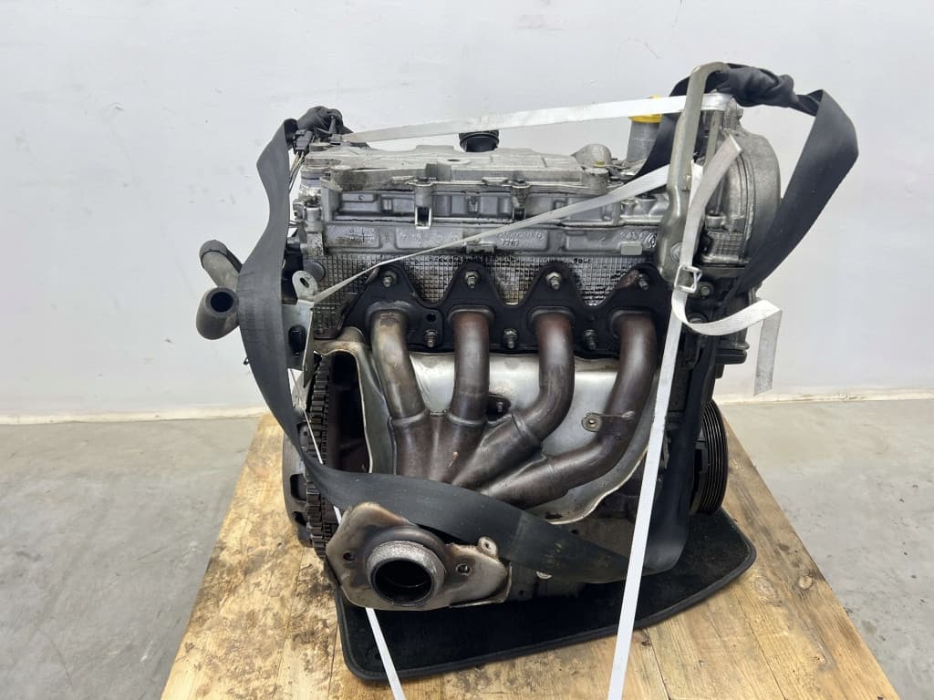 Moteur K4M 866 — vue 3