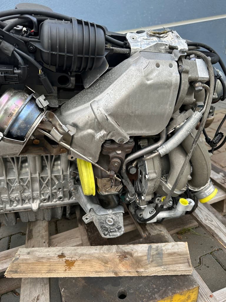 Moteur 306D5 — vue 3