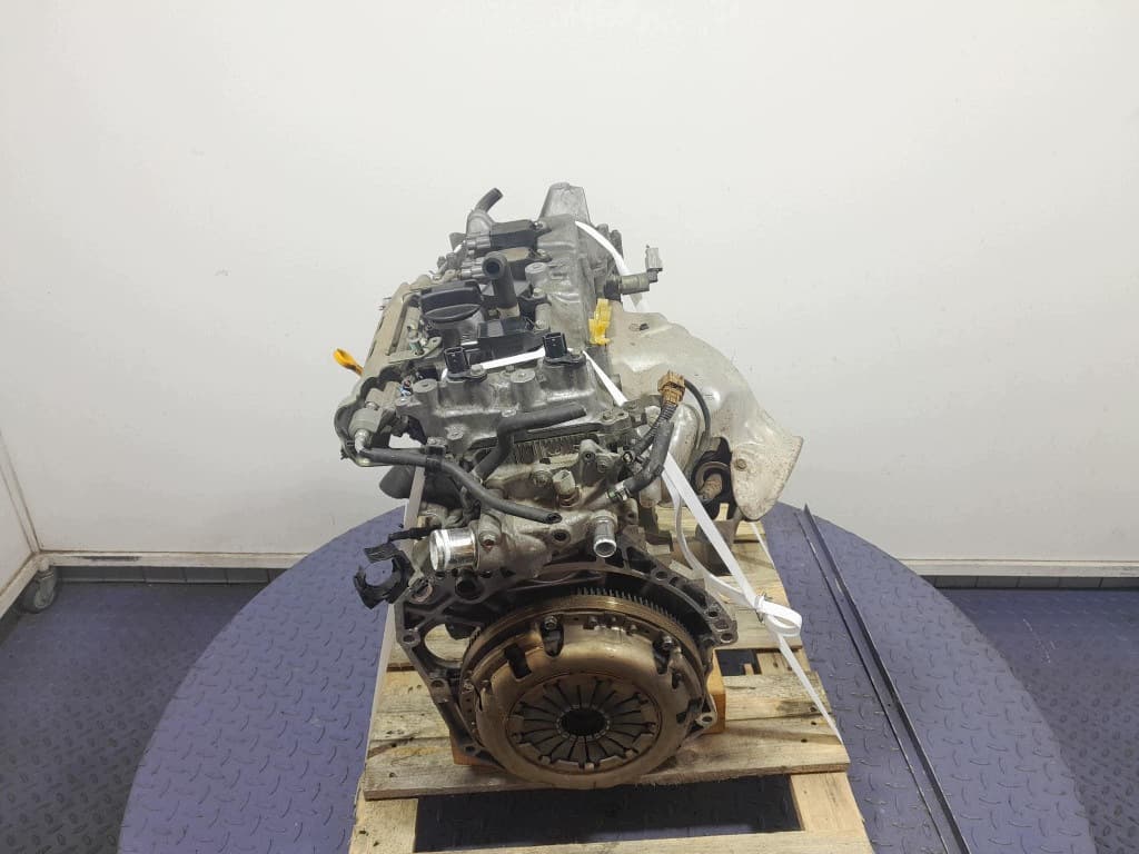 Moteur HR16DE — vue 5