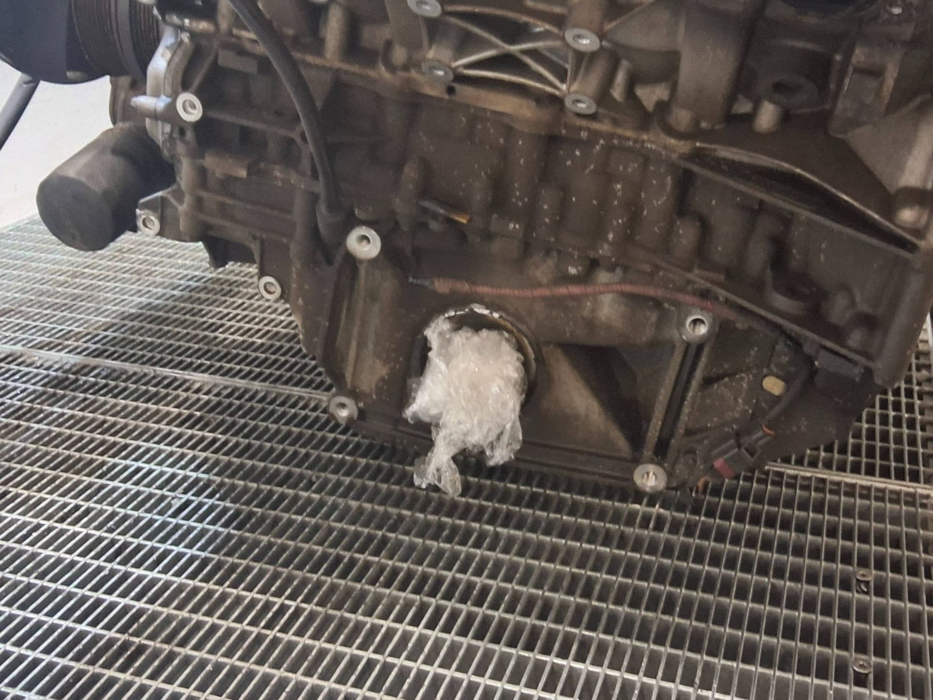 Moteur 428PS(AJV8) — vue 12