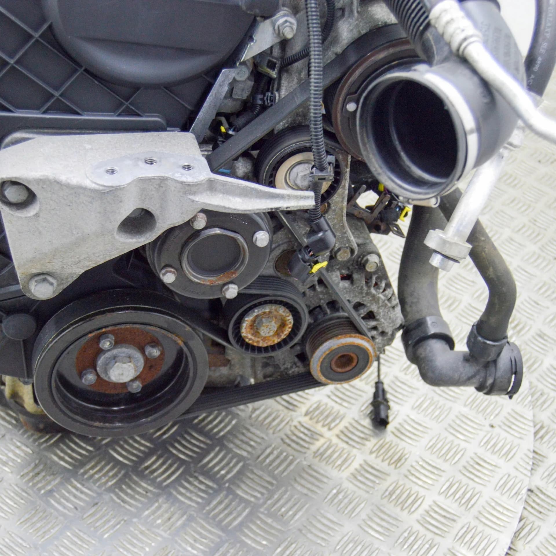 Moteur A 17 DTF — vue 7