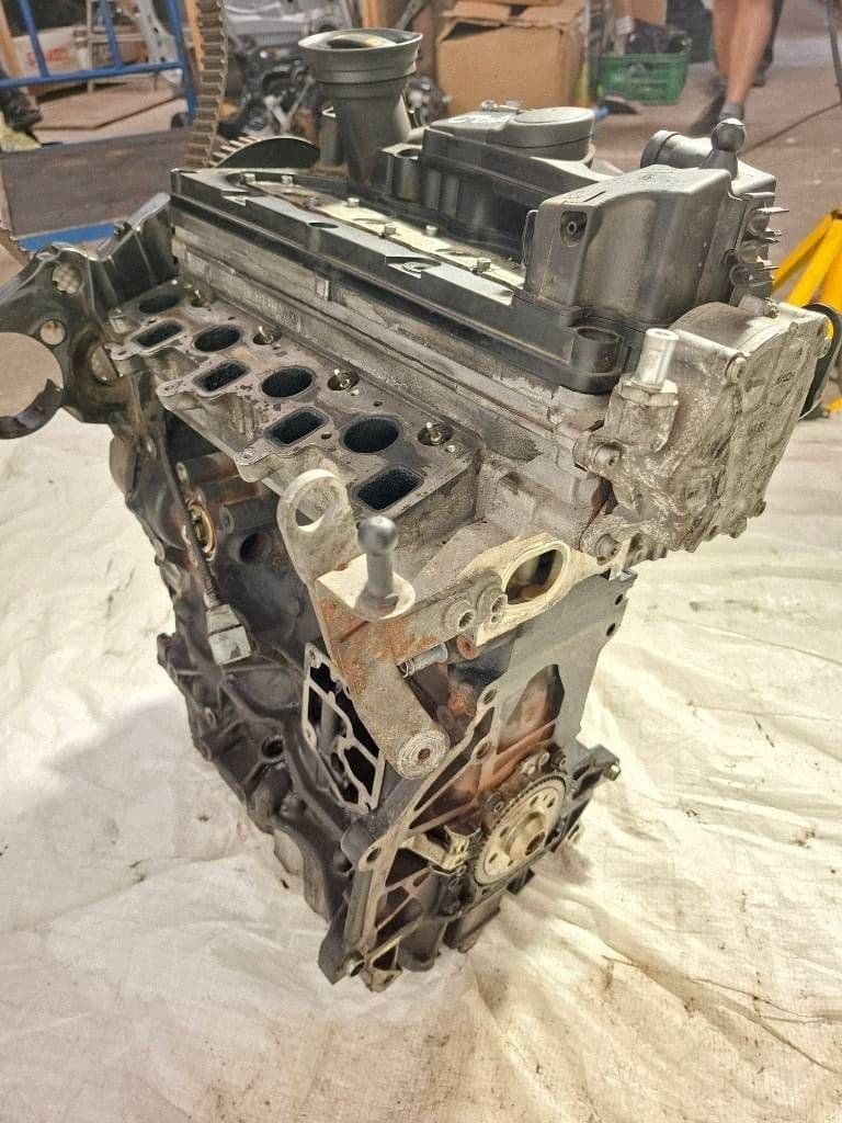 Moteur CBAA — vue 9