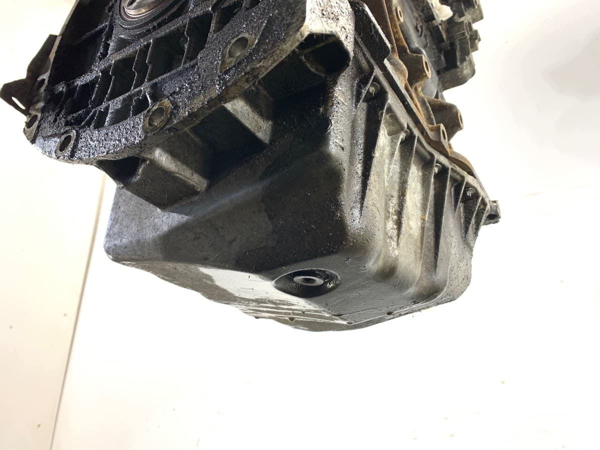 Moteur F4R 744 — vue 7