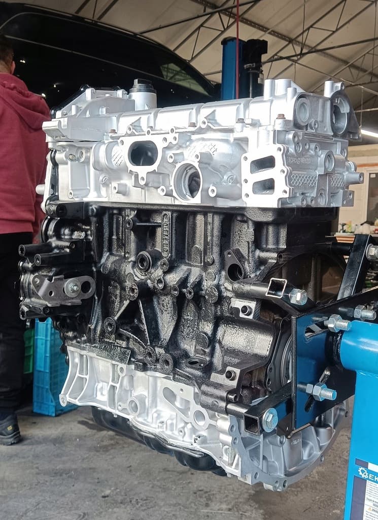 Moteur YMCC — vue 2