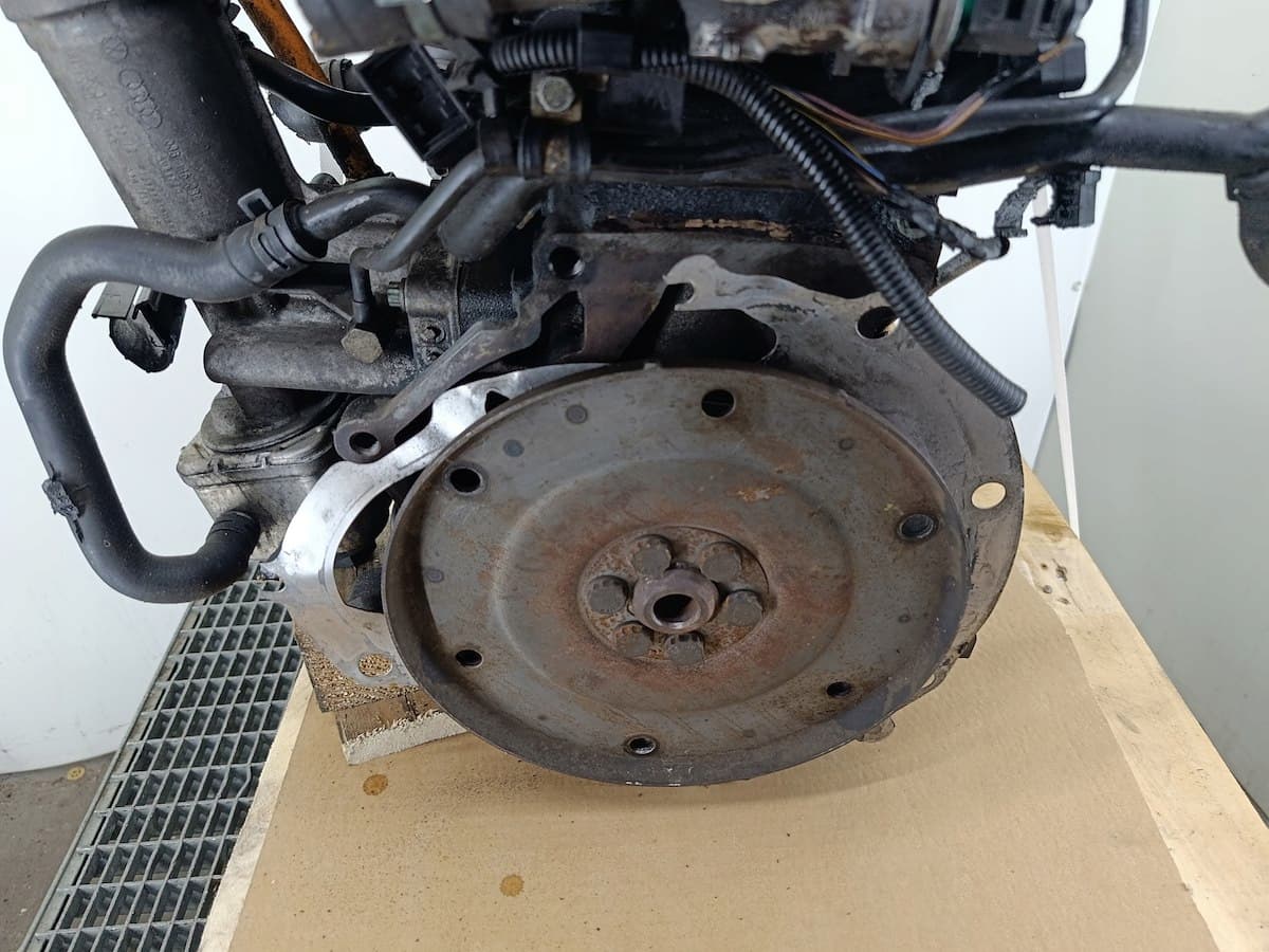 Moteur AUY — vue 2
