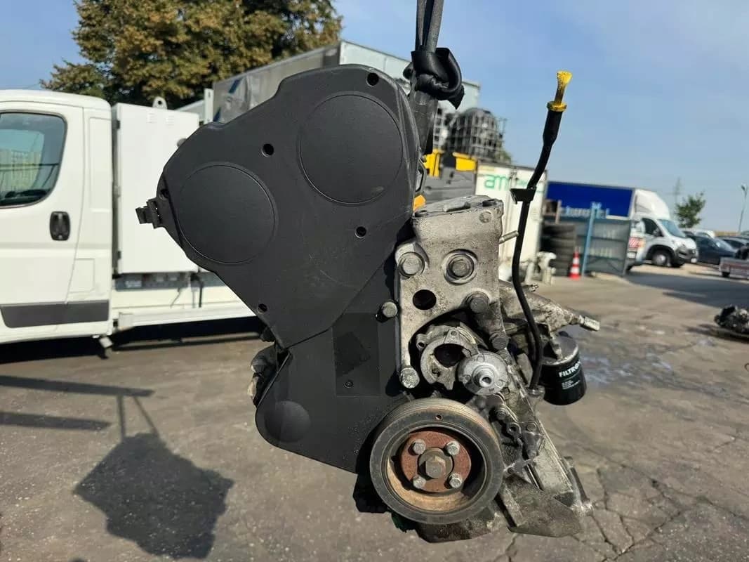 Moteur RFR (EW10J4) — vue 2