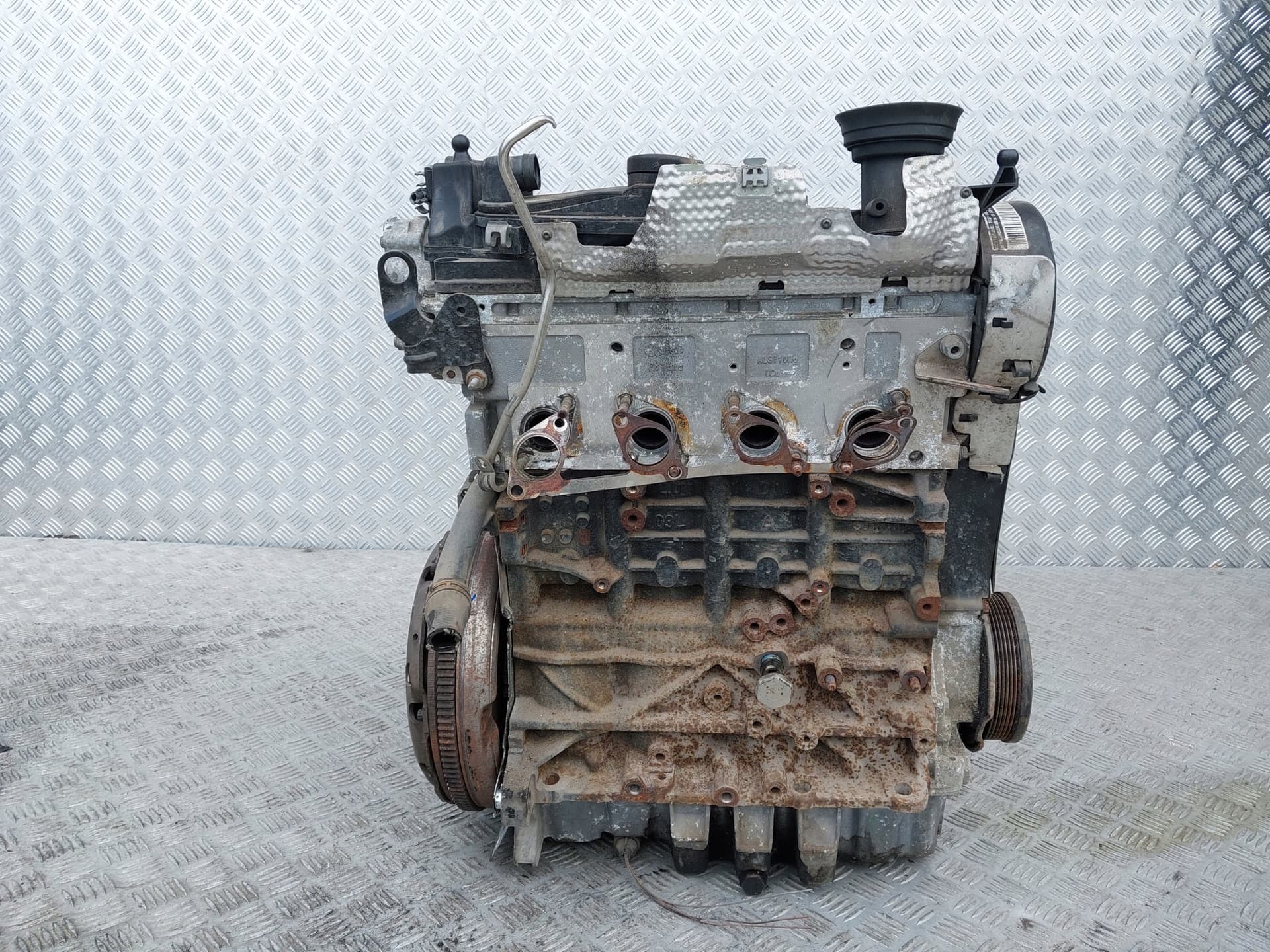 Moteur CBAA — vue 2