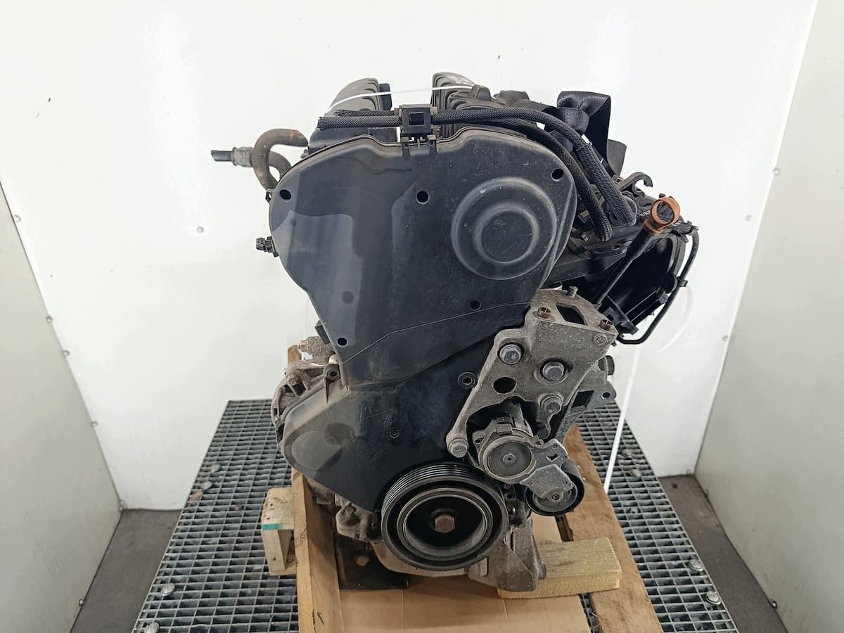 Moteur RFJ (EW10A) — vue 2