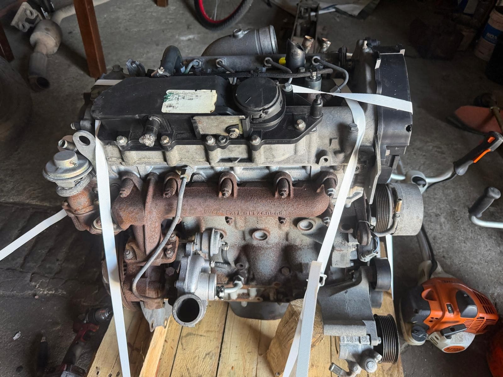 Moteur F1AE3481A — vue 2