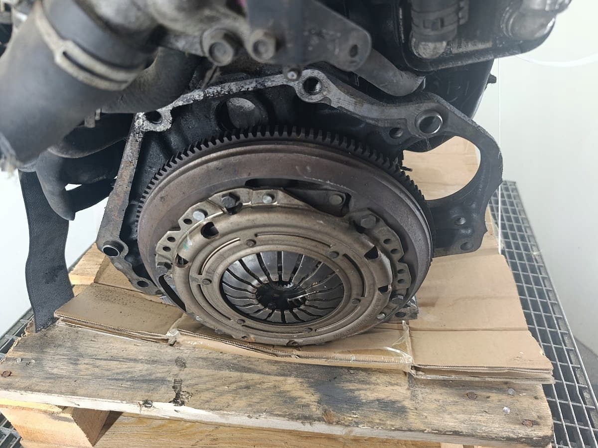 Moteur Y 17 DTL — vue 2